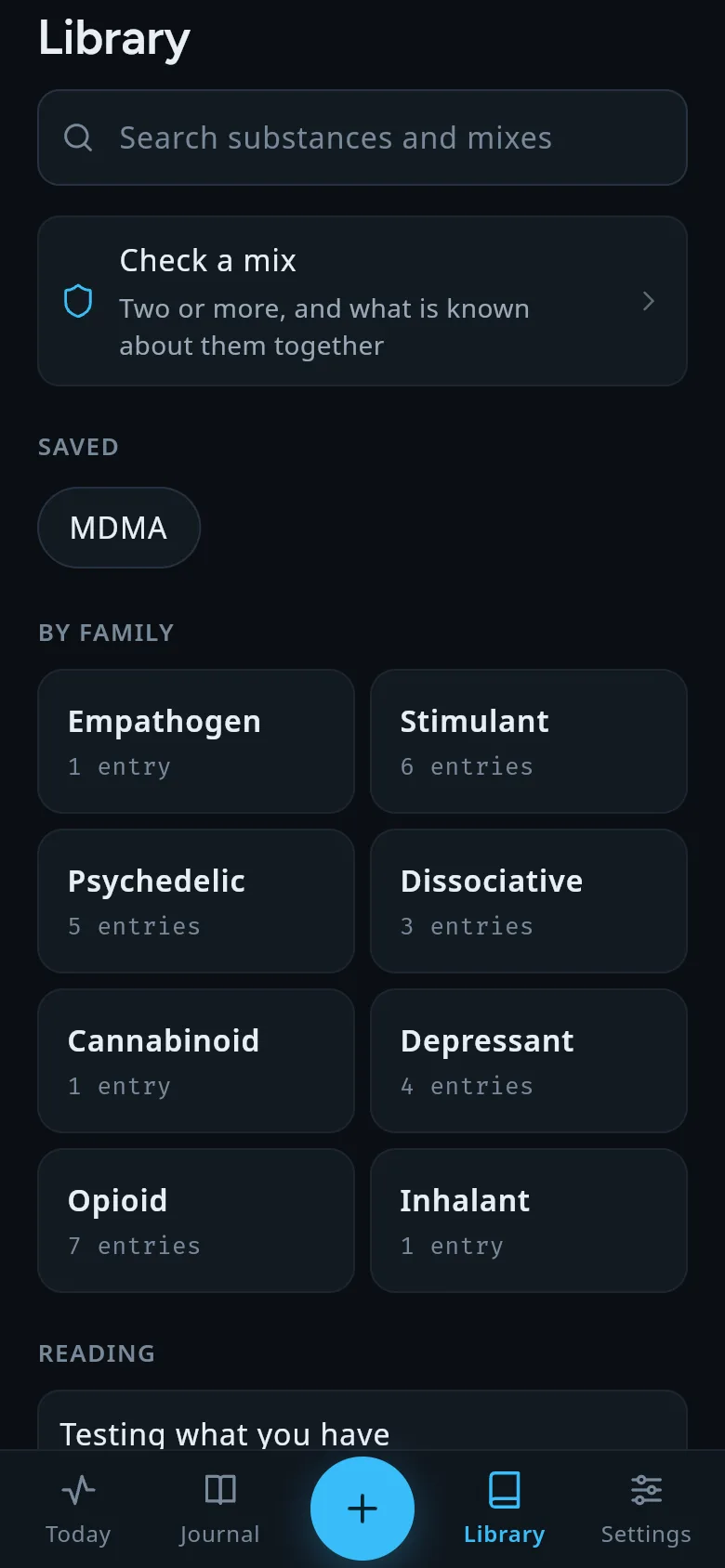 The Library screen: a search field, the row that opens the mix check, one saved substance, and the substances grouped by family with the number of entries in each.