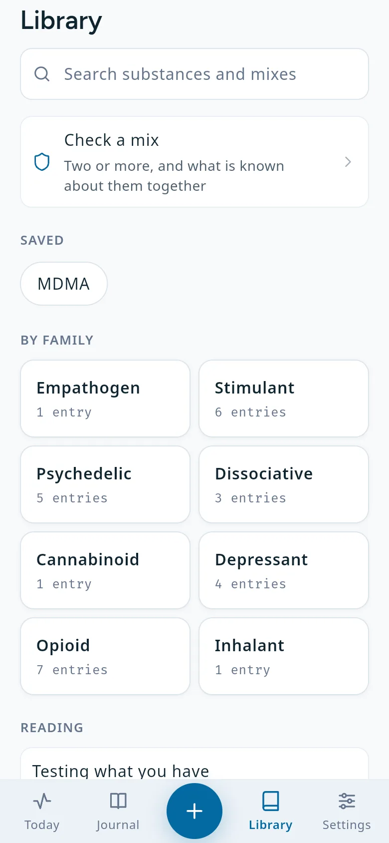 The Library screen: a search field, the row that opens the mix check, one saved substance, and the substances grouped by family with the number of entries in each.